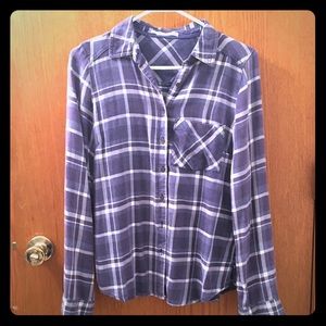Maurice’s blue flannel size small button up